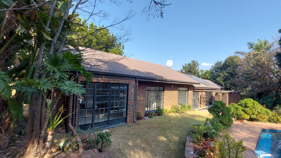 4 Bedroom Property for Sale in Waterkloof Heights Gauteng