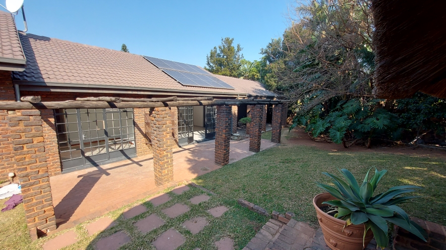 4 Bedroom Property for Sale in Waterkloof Heights Gauteng