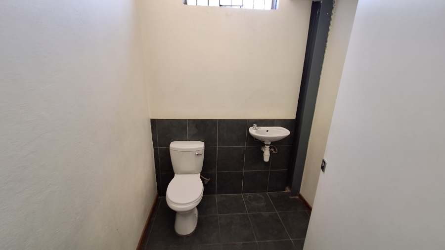 To Let commercial Property for Rent in Chamdor Gauteng