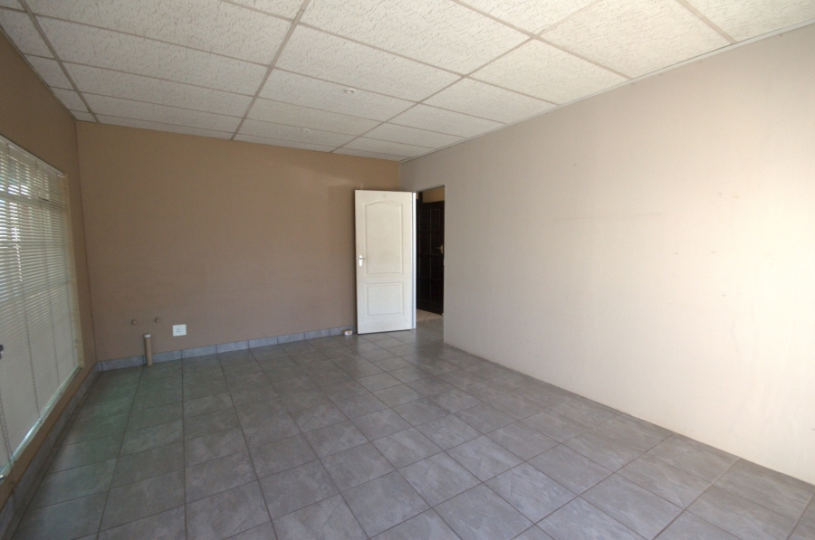 To Let commercial Property for Rent in Three Rivers Gauteng