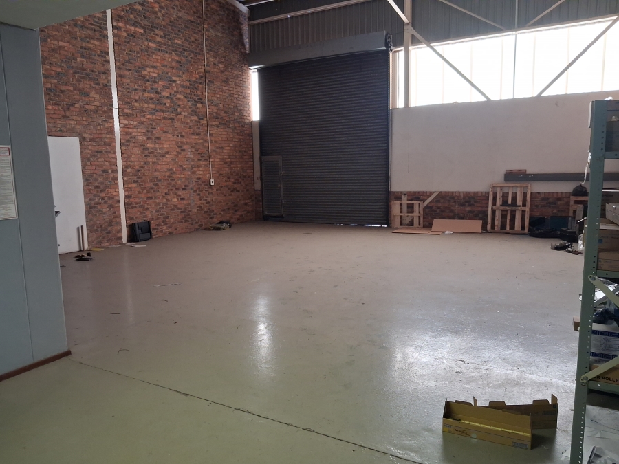 To Let commercial Property for Rent in Randjespark Gauteng