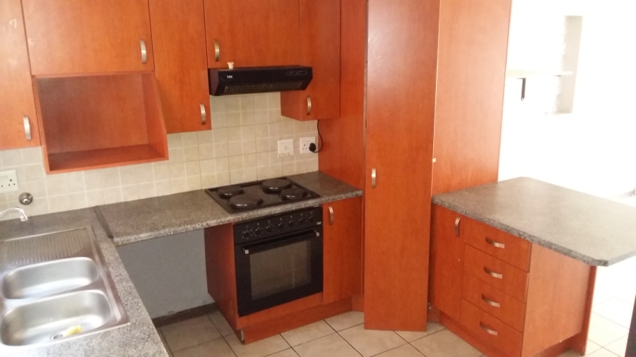 To Let 2 Bedroom Property for Rent in Birchleigh Gauteng
