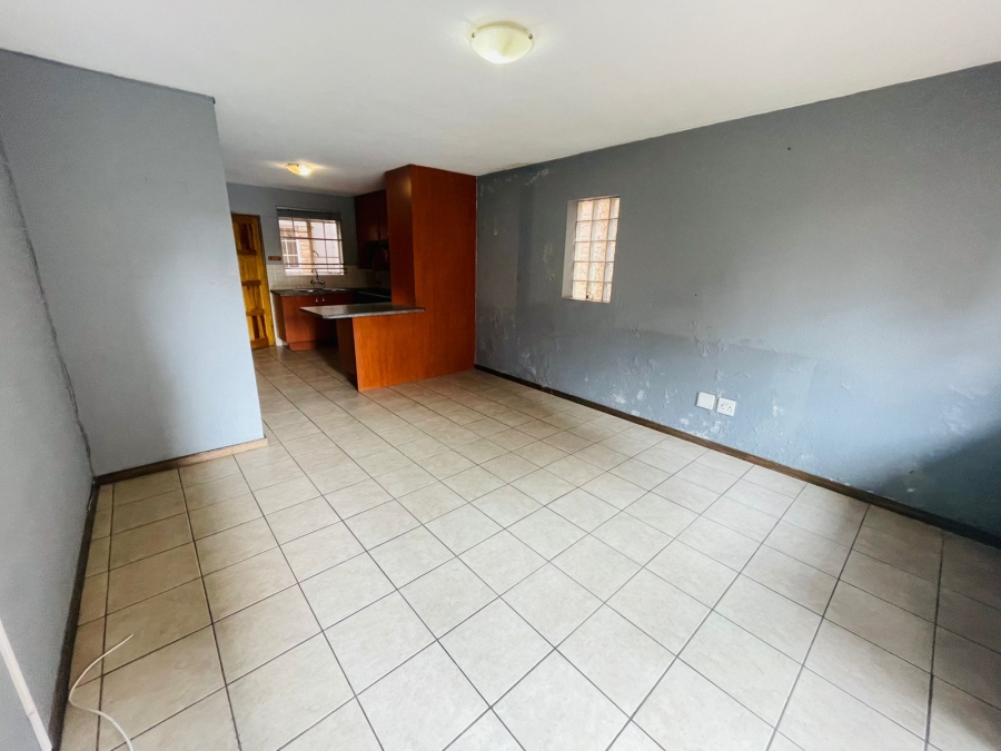 To Let 2 Bedroom Property for Rent in Birchleigh Gauteng
