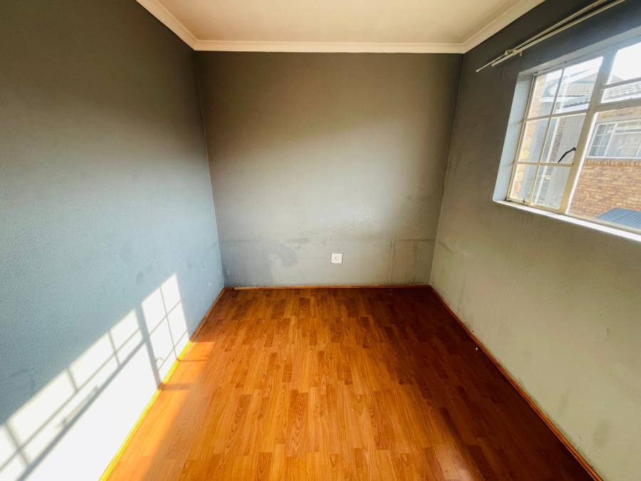 To Let 2 Bedroom Property for Rent in Birchleigh Gauteng