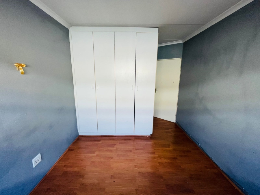 To Let 2 Bedroom Property for Rent in Birchleigh Gauteng