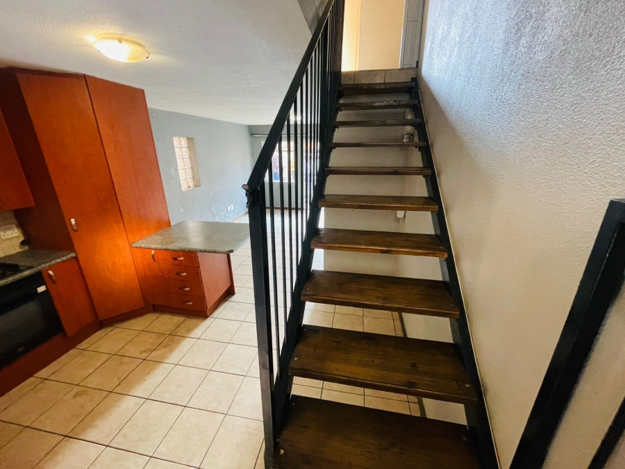 To Let 2 Bedroom Property for Rent in Birchleigh Gauteng