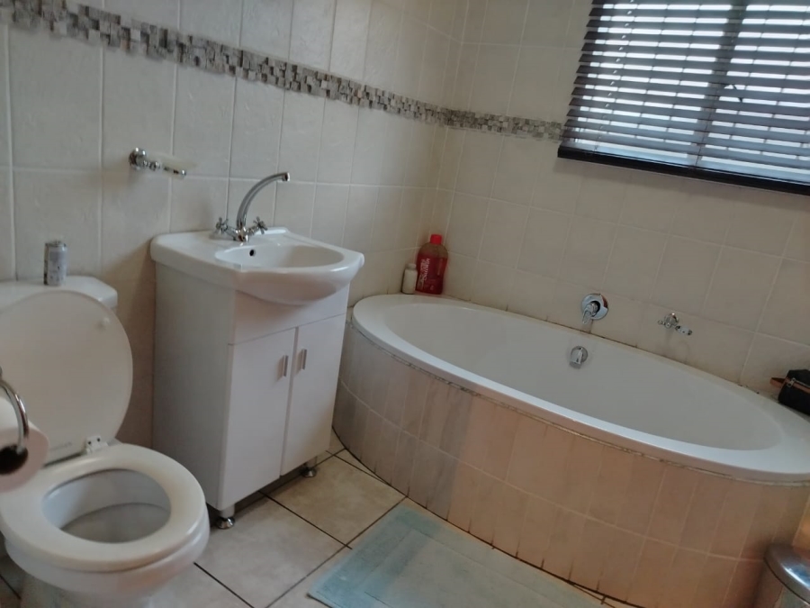 4 Bedroom Property for Sale in Brakpan North Gauteng
