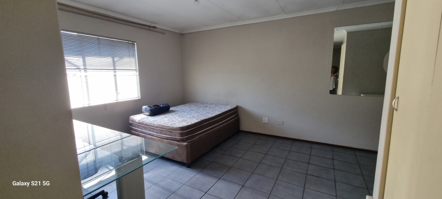 1 Bedroom Property for Sale in Hatfield Gauteng