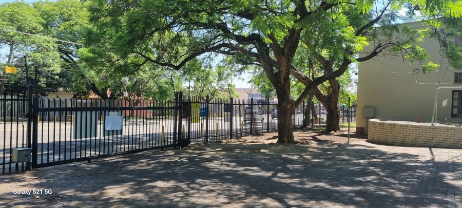 1 Bedroom Property for Sale in Hatfield Gauteng
