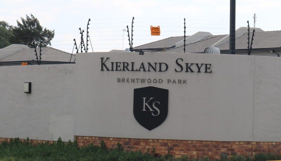 2 Bedroom Property for Sale in Norton Home Estate AH Gauteng