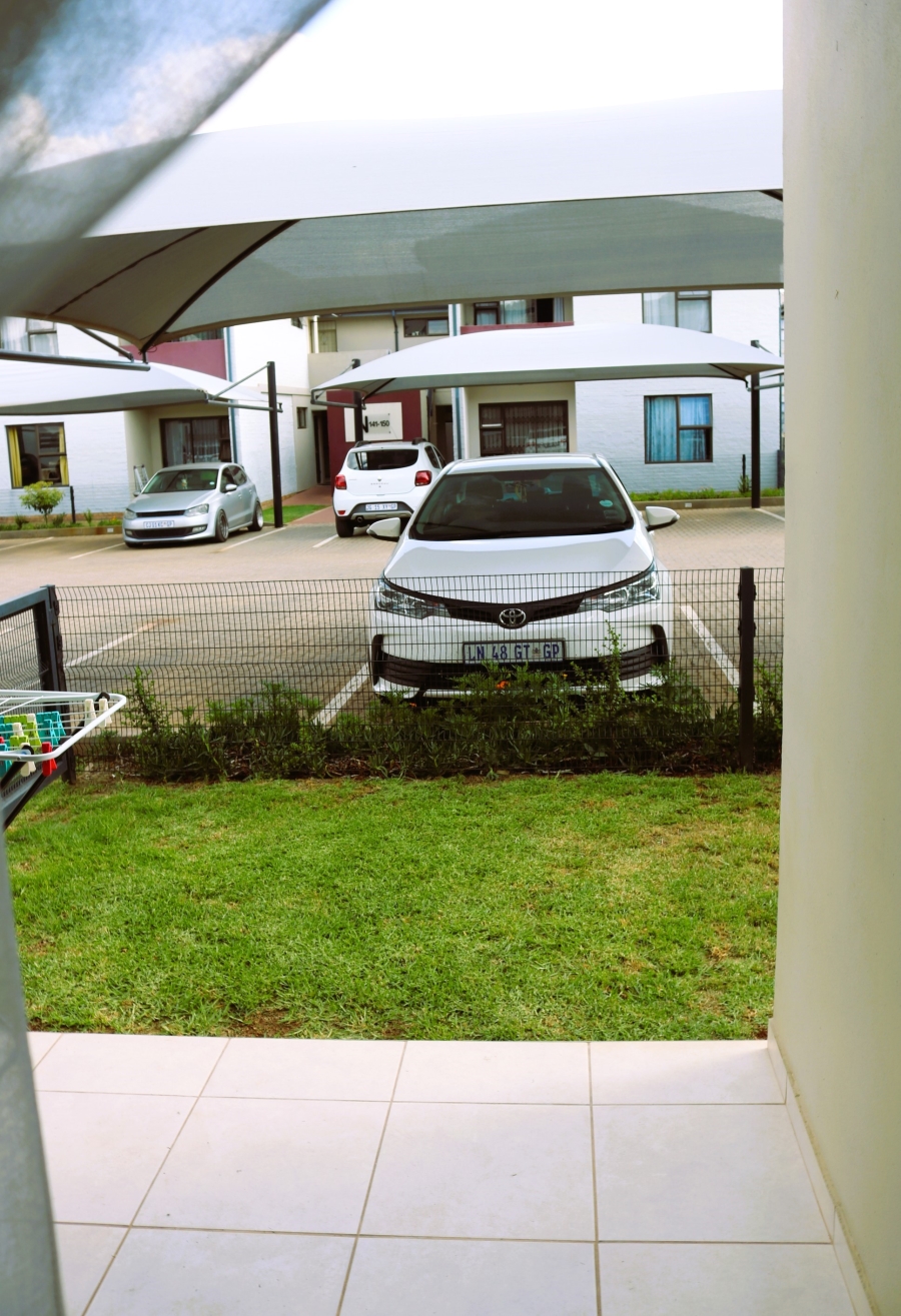 2 Bedroom Property for Sale in Norton Home Estate AH Gauteng