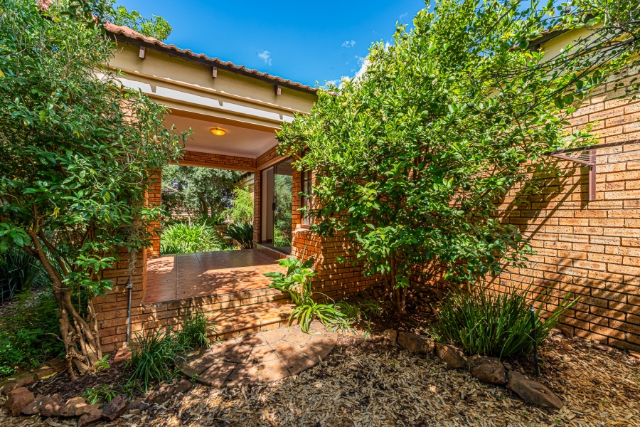 3 Bedroom Property for Sale in Pinehaven Gauteng