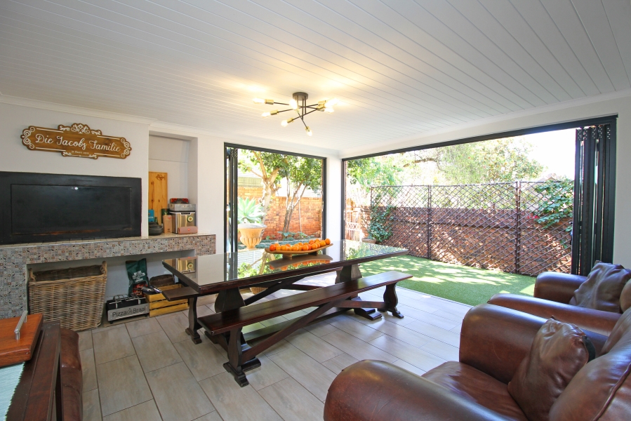 3 Bedroom Property for Sale in Fairland Gauteng