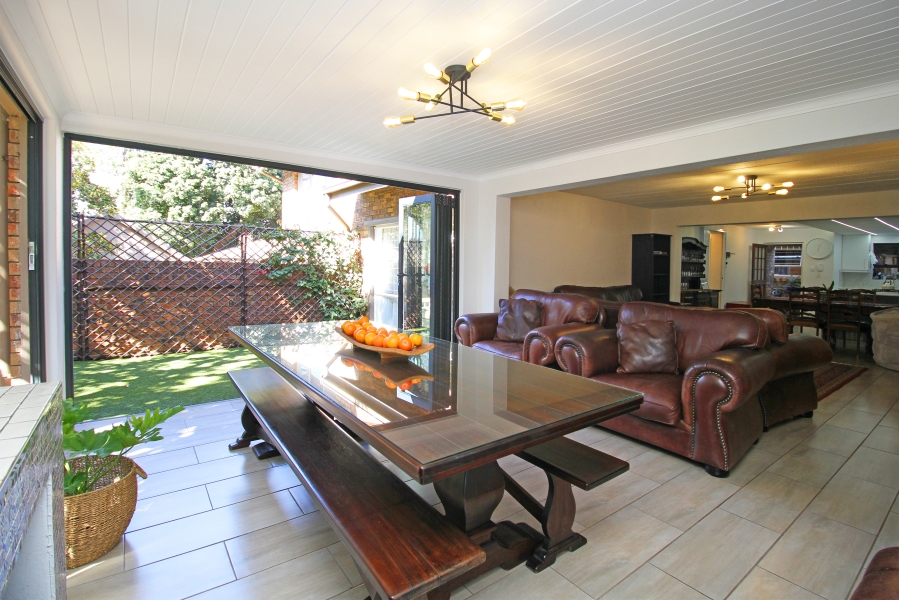 3 Bedroom Property for Sale in Fairland Gauteng