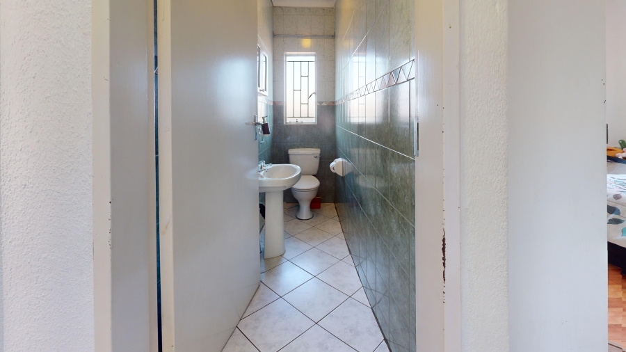 4 Bedroom Property for Sale in Brentwood Gauteng