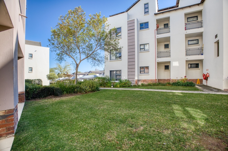 1 Bedroom Property for Sale in Fourways Gauteng
