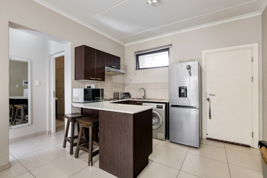 1 Bedroom Property for Sale in Fourways Gauteng