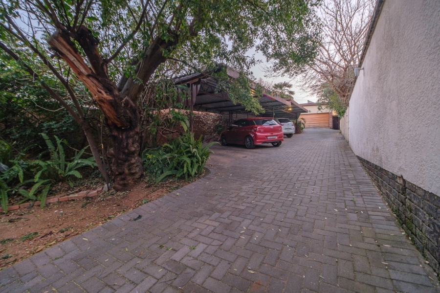 3 Bedroom Property for Sale in Constantia Kloof Gauteng