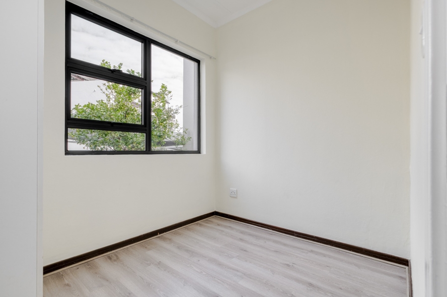2 Bedroom Property for Sale in Fourways Gauteng