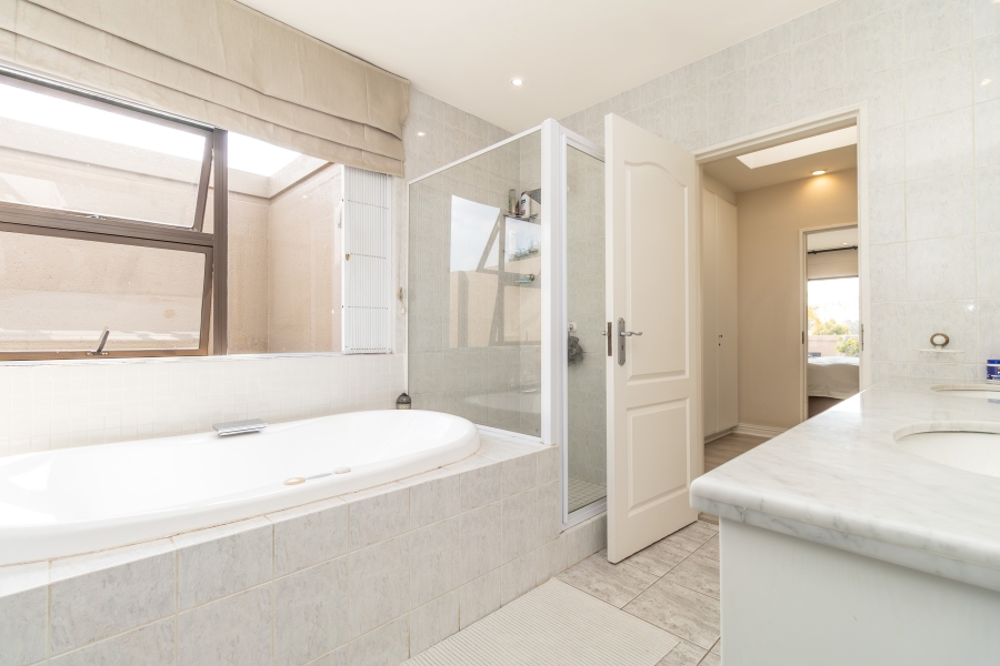 4 Bedroom Property for Sale in River Club Gauteng