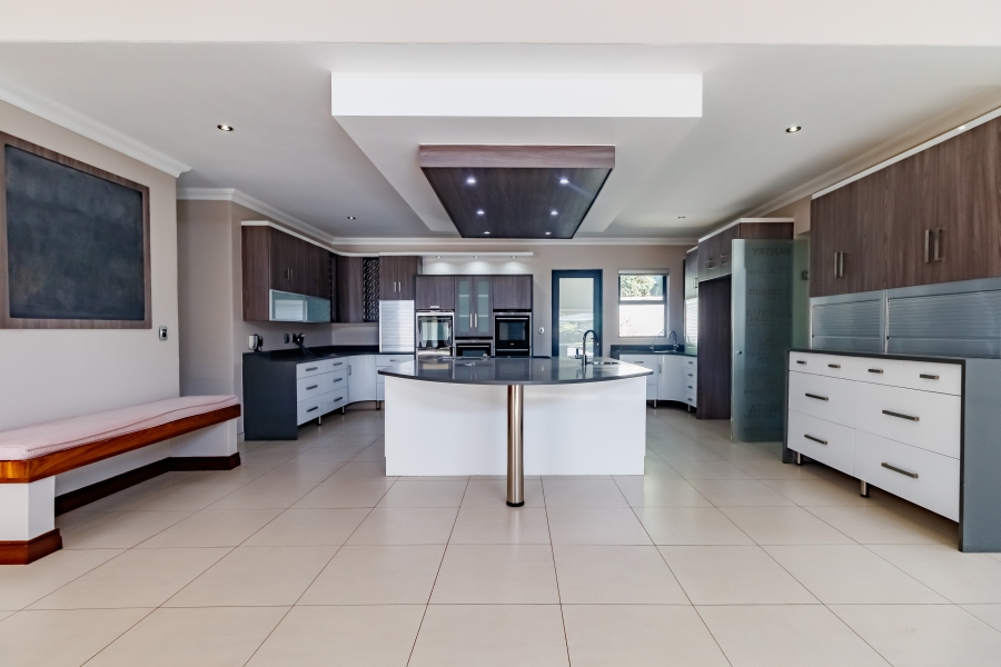 5 Bedroom Property for Sale in Midlands Estate Gauteng