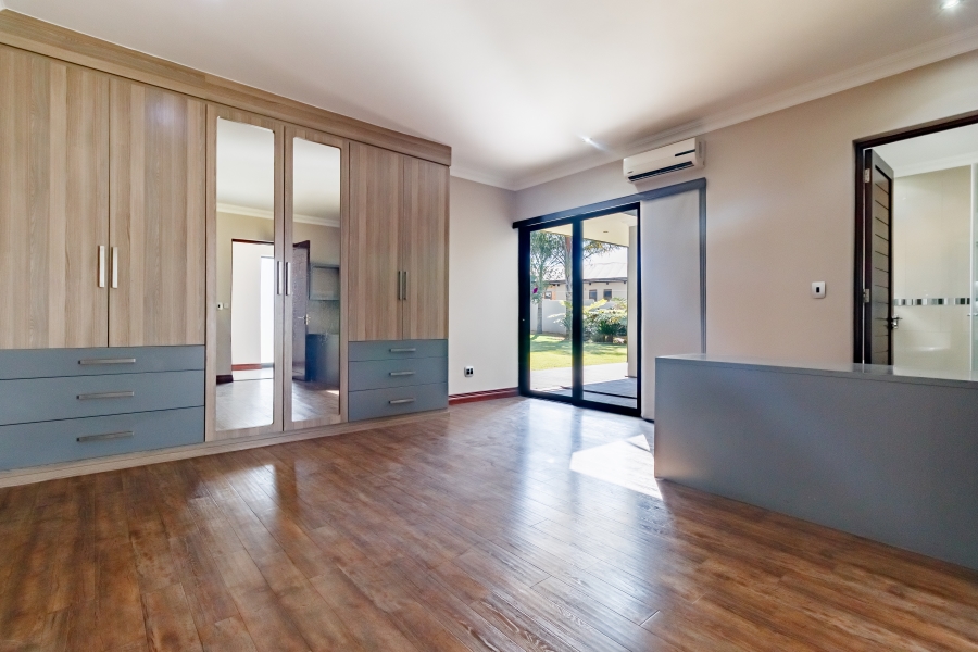 5 Bedroom Property for Sale in Midlands Estate Gauteng