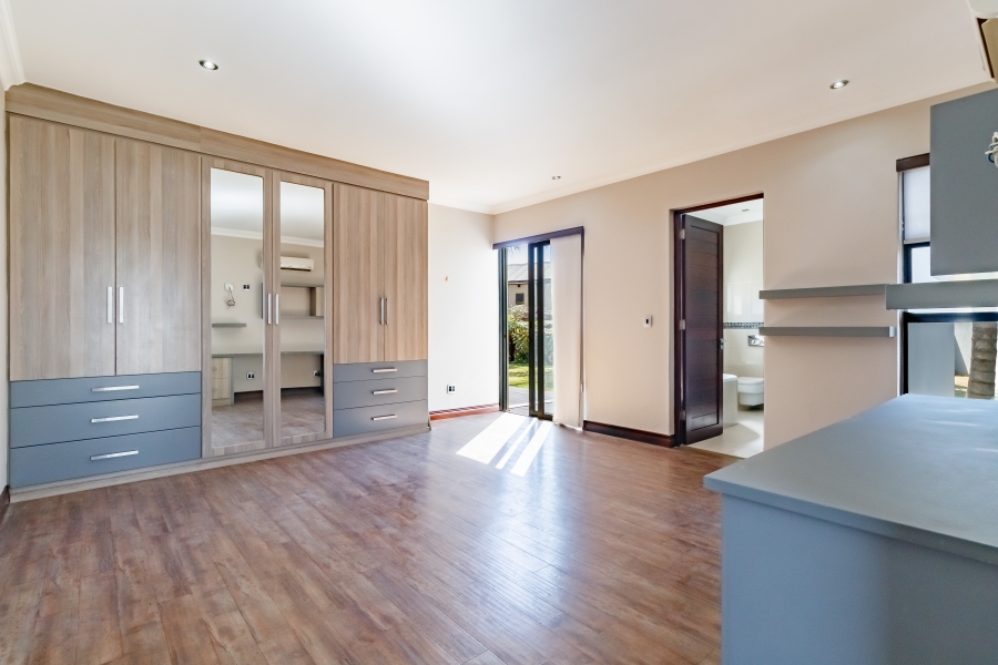 5 Bedroom Property for Sale in Midlands Estate Gauteng