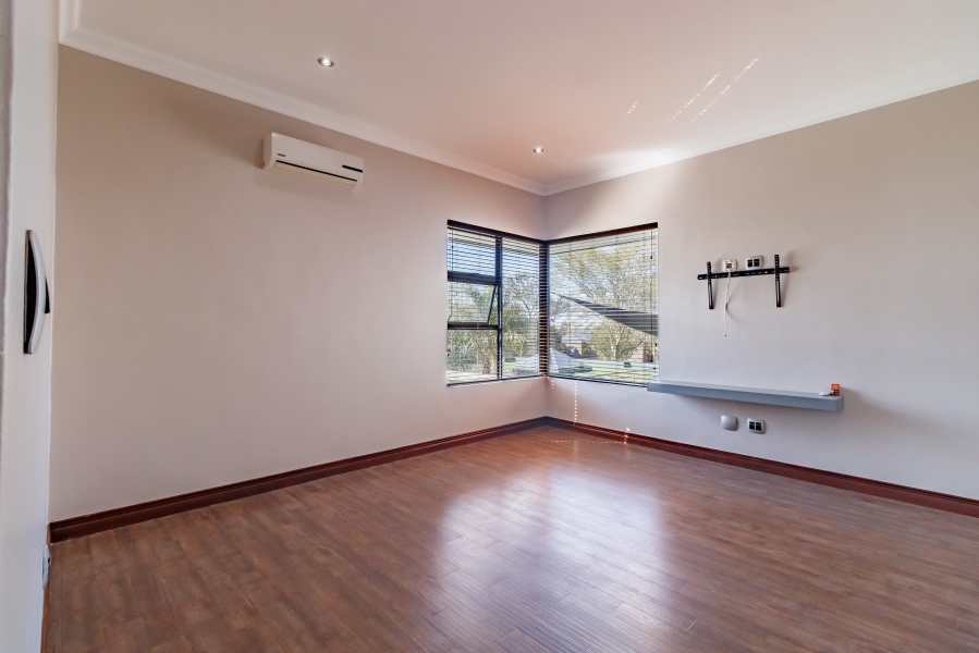 5 Bedroom Property for Sale in Midlands Estate Gauteng