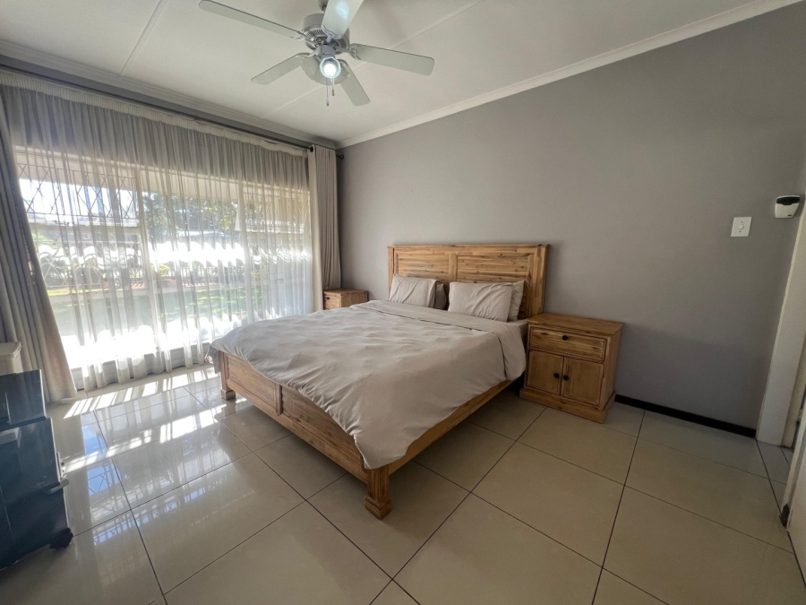 5 Bedroom Property for Sale in Glen Marais Gauteng