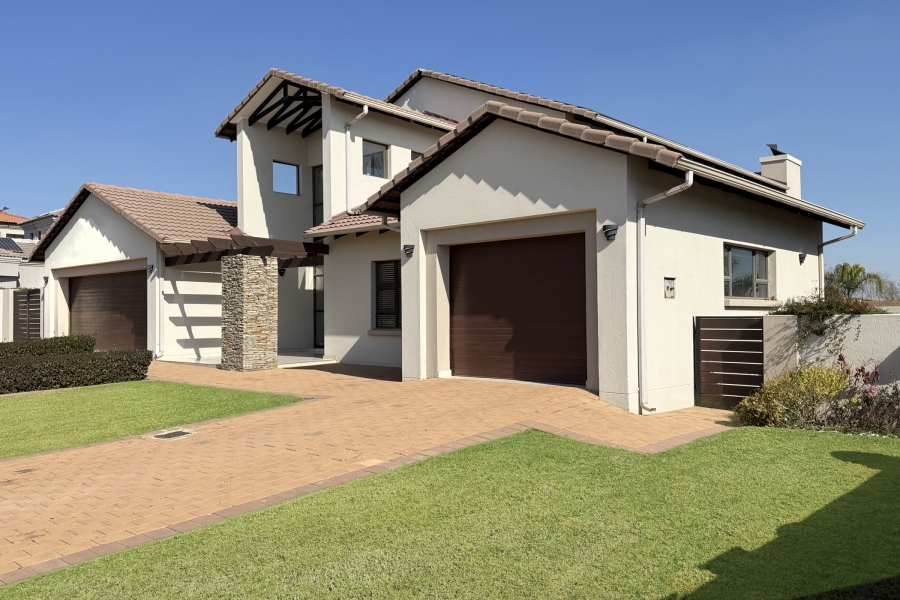 4 Bedroom Property for Sale in Crescent Wood Country Estate Gauteng