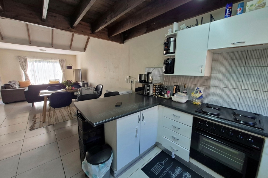 To Let 3 Bedroom Property for Rent in Die Hoewes Gauteng