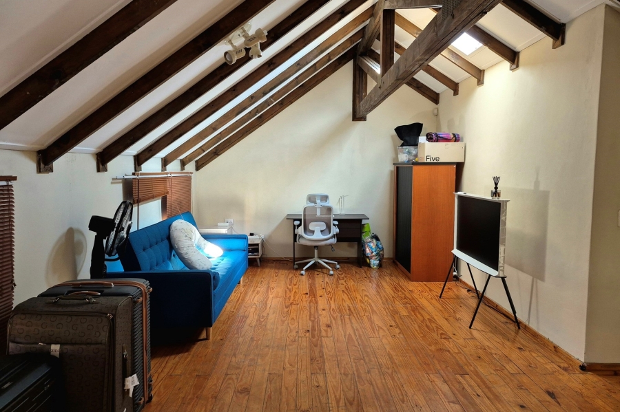 To Let 3 Bedroom Property for Rent in Die Hoewes Gauteng