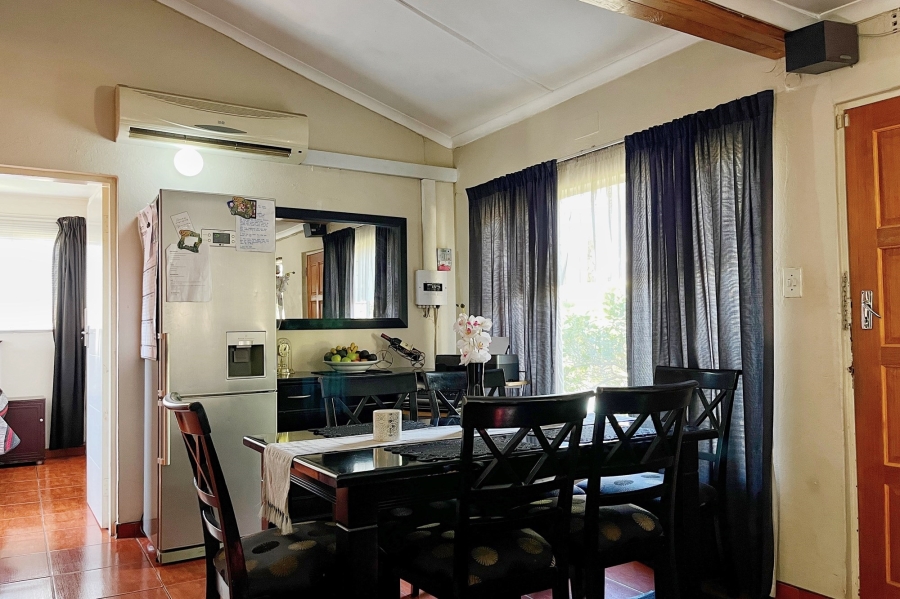 6 Bedroom Property for Sale in Discovery Gauteng