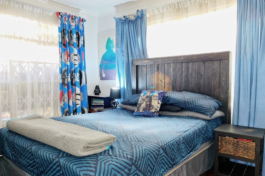 6 Bedroom Property for Sale in Discovery Gauteng