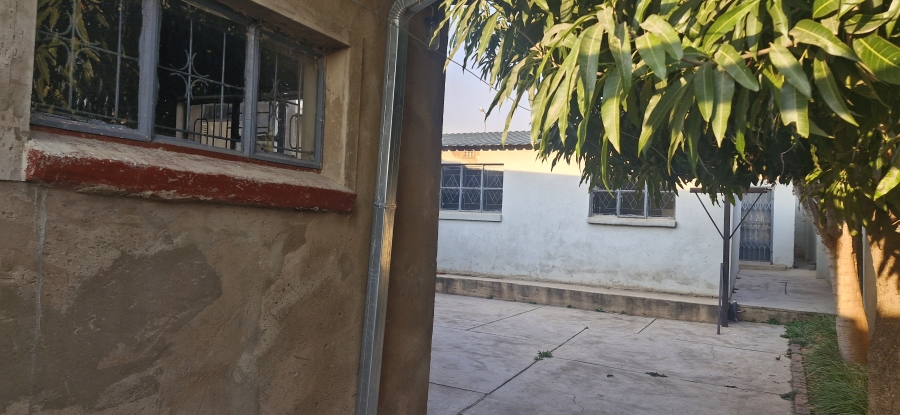 2 Bedroom Property for Sale in Mamelodi Gauteng