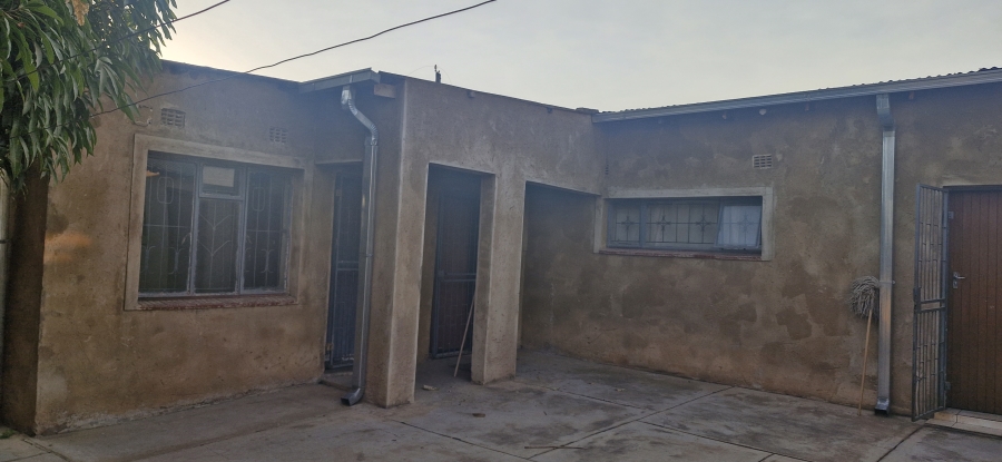 2 Bedroom Property for Sale in Mamelodi Gauteng