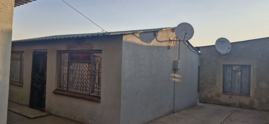2 Bedroom Property for Sale in Mamelodi Gauteng