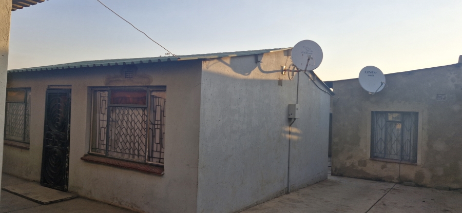 2 Bedroom Property for Sale in Mamelodi Gauteng