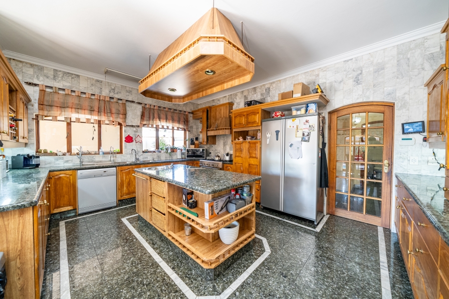 4 Bedroom Property for Sale in Bedfordview Gauteng