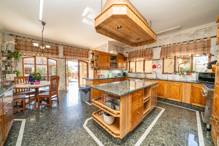 4 Bedroom Property for Sale in Bedfordview Gauteng