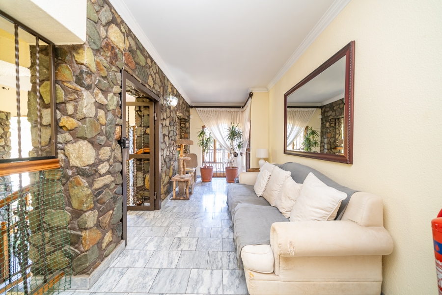 4 Bedroom Property for Sale in Bedfordview Gauteng