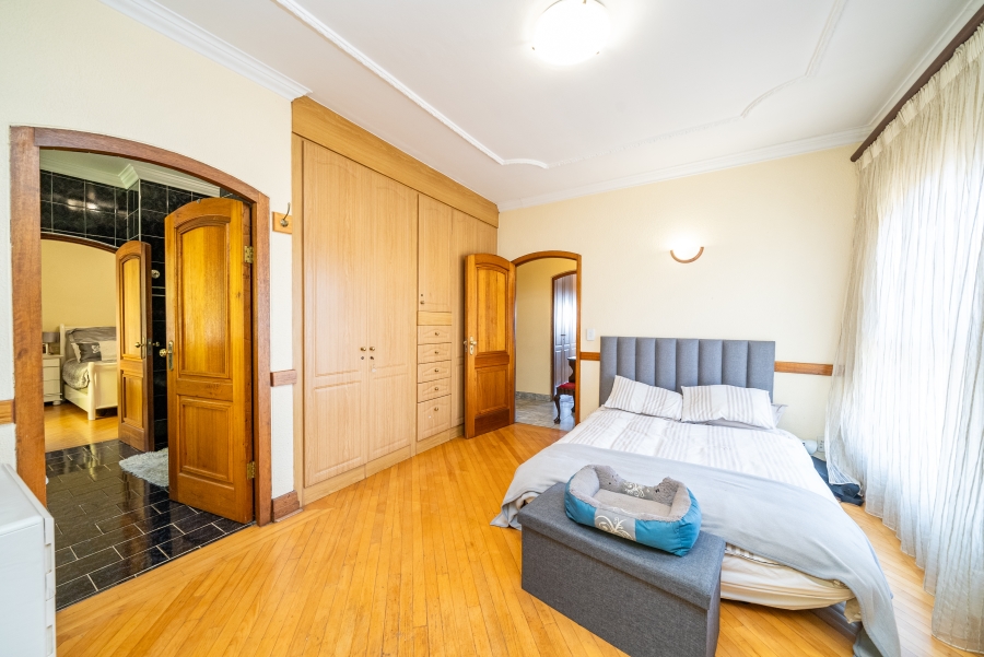 4 Bedroom Property for Sale in Bedfordview Gauteng