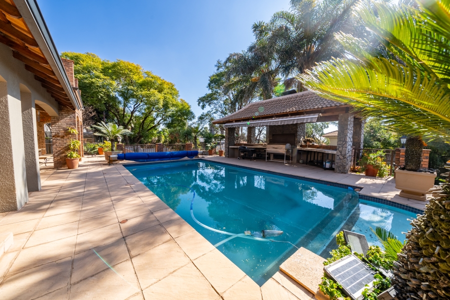 4 Bedroom Property for Sale in Bedfordview Gauteng
