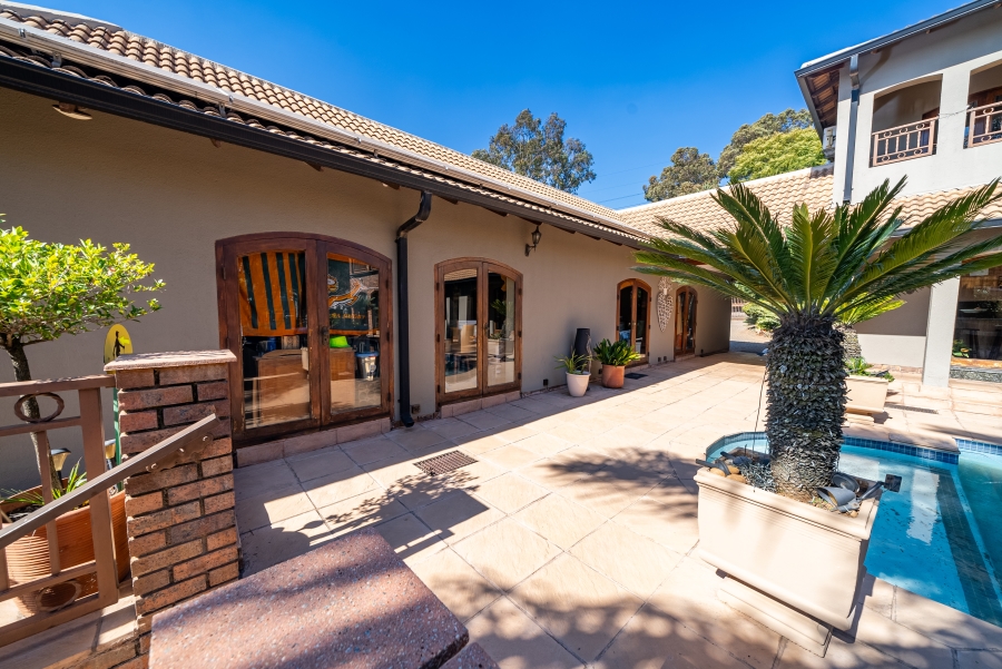 4 Bedroom Property for Sale in Bedfordview Gauteng