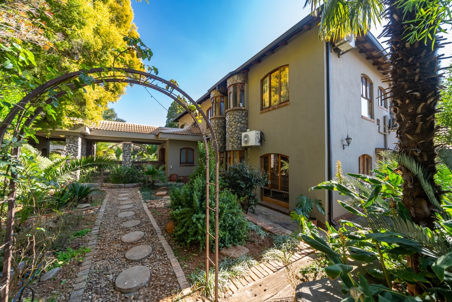 4 Bedroom Property for Sale in Bedfordview Gauteng