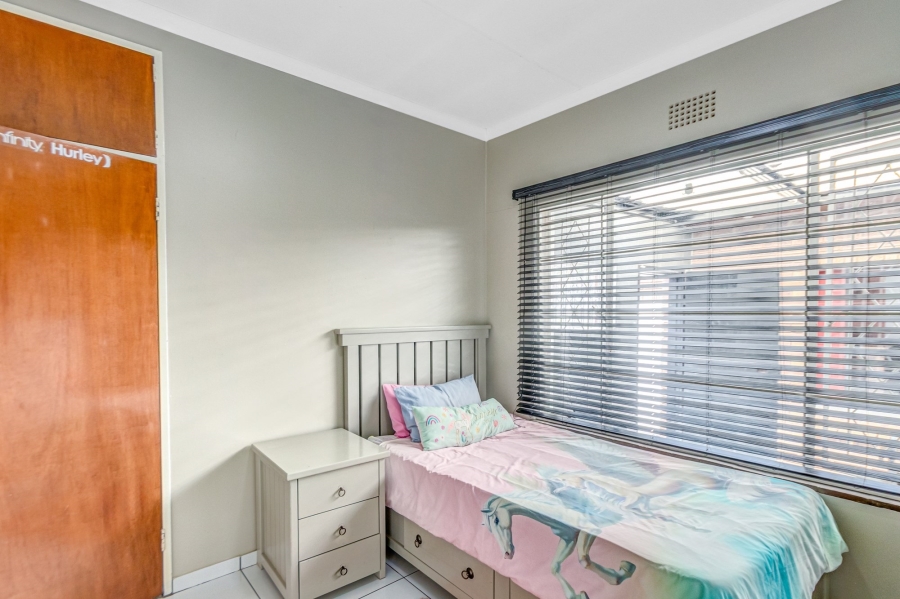3 Bedroom Property for Sale in Discovery Gauteng