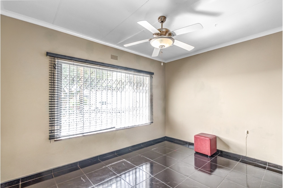 3 Bedroom Property for Sale in Discovery Gauteng