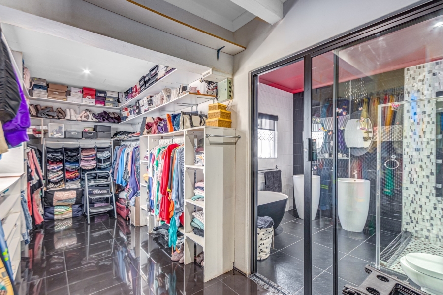 3 Bedroom Property for Sale in Discovery Gauteng