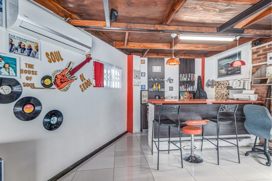 3 Bedroom Property for Sale in Discovery Gauteng