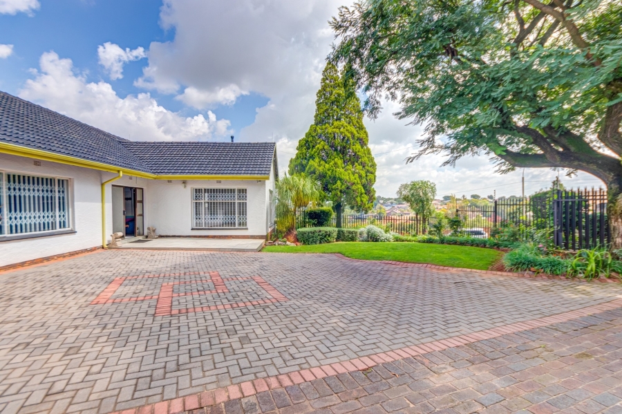 3 Bedroom Property for Sale in Discovery Gauteng